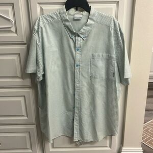 Columbia men’s XXL Shirt